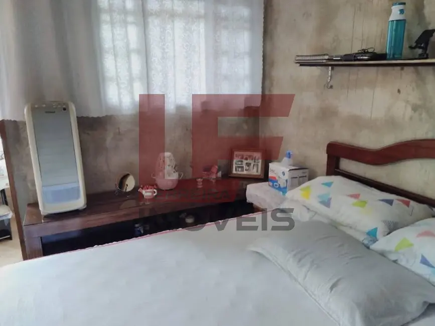 Casa com 2 quartos à venda, 210m2 em Vila Suiça, Francisco Morato - SP - imagem 3 Foto 3 de Casa com 2 quartos à venda, 210m2 em Vila Suiça, Francisco Morato - SP