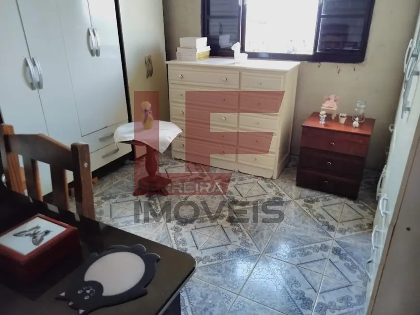 Casa com 2 quartos à venda, 210m2 em Vila Suiça, Francisco Morato - SP - imagem 6 Foto 6 de Casa com 2 quartos à venda, 210m2 em Vila Suiça, Francisco Morato - SP