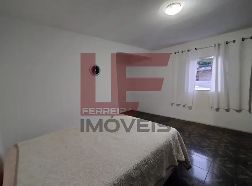 Casa com 1 quarto à venda, 76m2 em Jardim Vassouras I, Francisco Morato - SP - imagem 4 Foto 4 de Casa com 1 quarto à venda, 76m2 em Jardim Vassouras I, Francisco Morato - SP