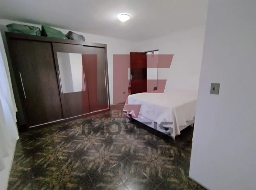 Casa com 1 quarto à venda, 76m2 em Jardim Vassouras I, Francisco Morato - SP - imagem 5 Foto 5 de Casa com 1 quarto à venda, 76m2 em Jardim Vassouras I, Francisco Morato - SP