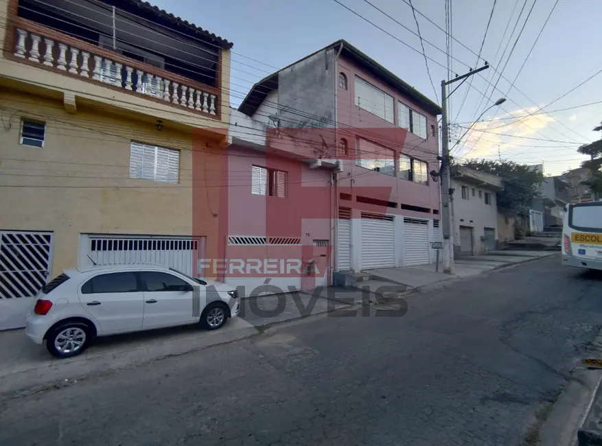 Casa com 1 quarto à venda, 76m2 em Jardim Vassouras I, Francisco Morato - SP - imagem 2 Foto 2 de Casa com 1 quarto à venda, 76m2 em Jardim Vassouras I, Francisco Morato - SP