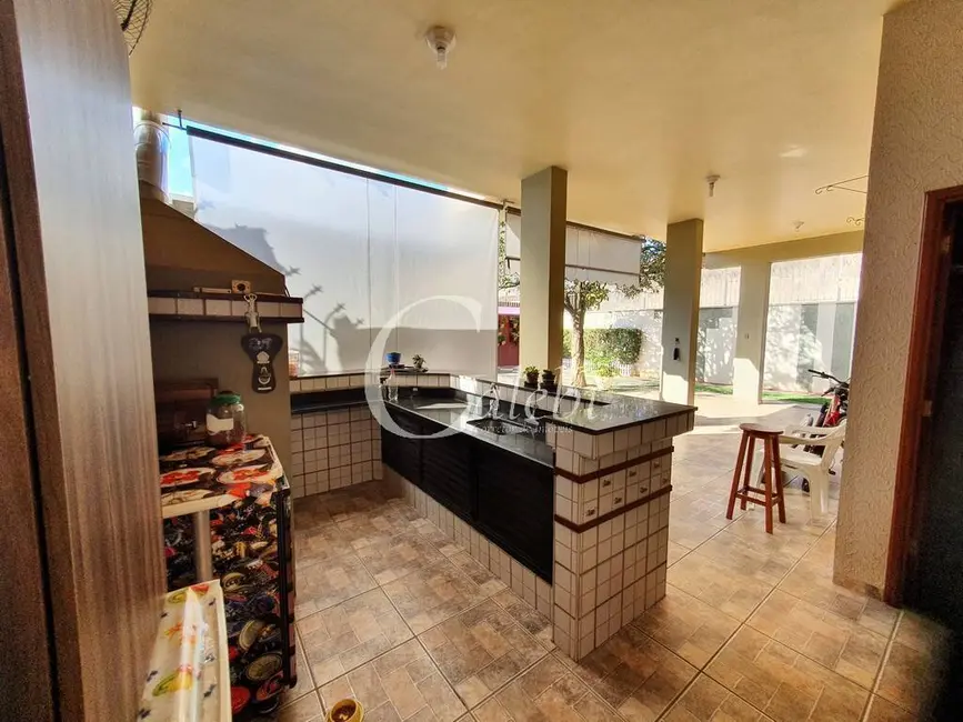 Casa com 3 quartos à venda, 319m2 em Mogi Guacu - SP - imagem 8 Foto 8 de Casa com 3 quartos à venda, 319m2 em Mogi Guacu - SP