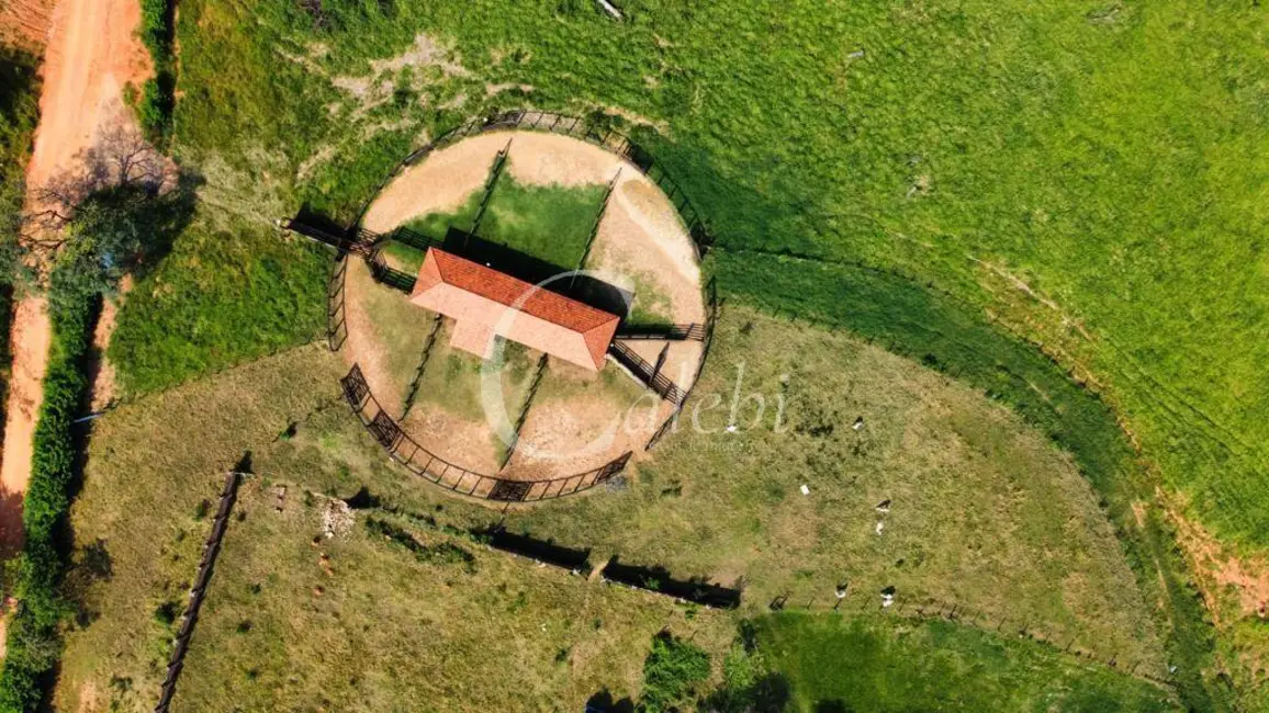 Fazenda / Haras com 3 quartos à venda, 218m2 em Centro, Itapira - SP - imagem 5 Foto 5 de Fazenda / Haras com 3 quartos à venda, 218m2 em Centro, Itapira - SP