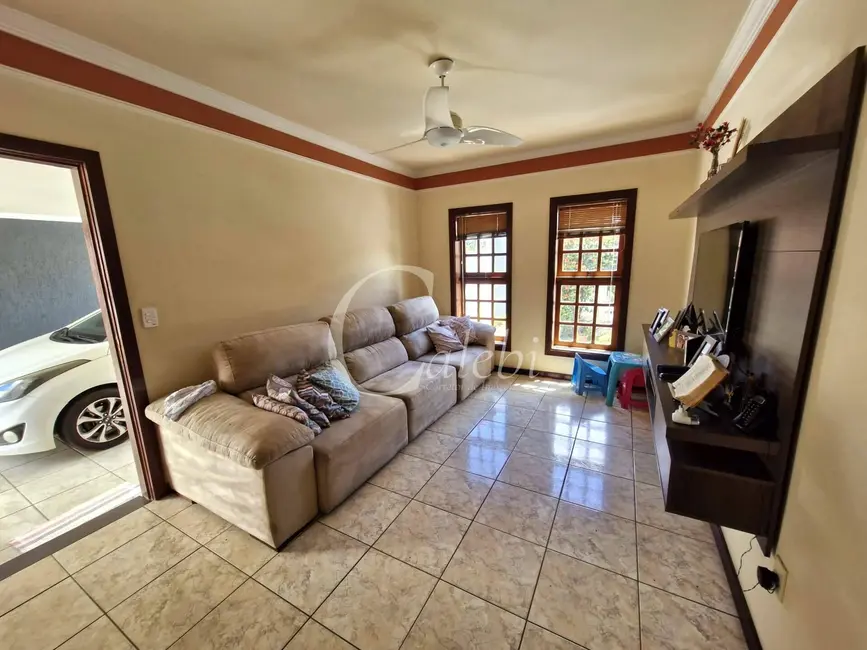 Foto 4 de Casa com 3 quartos à venda, 300m2 em Parque Residencial Cambuí, Mogi Guacu - SP