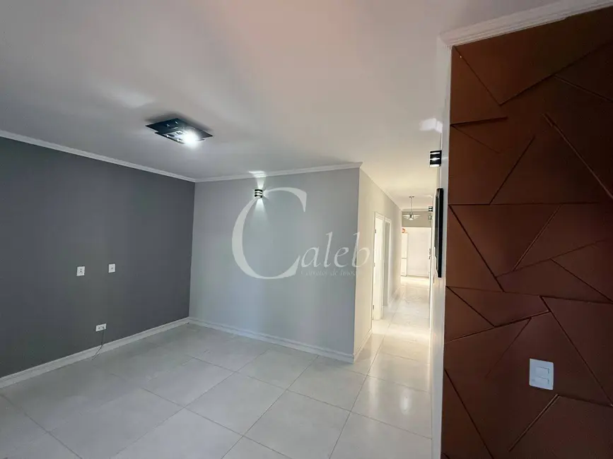 Foto 3 de Casa com 5 quartos à venda, 300m2 em Recanto do Itamaracá, Mogi Guacu - SP