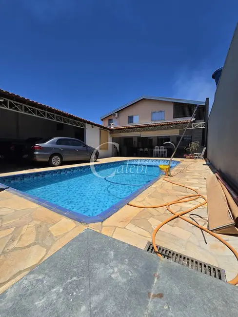 Foto 2 de Casa com 5 quartos à venda, 301m2 em Jardim Suécia, Mogi Guacu - SP