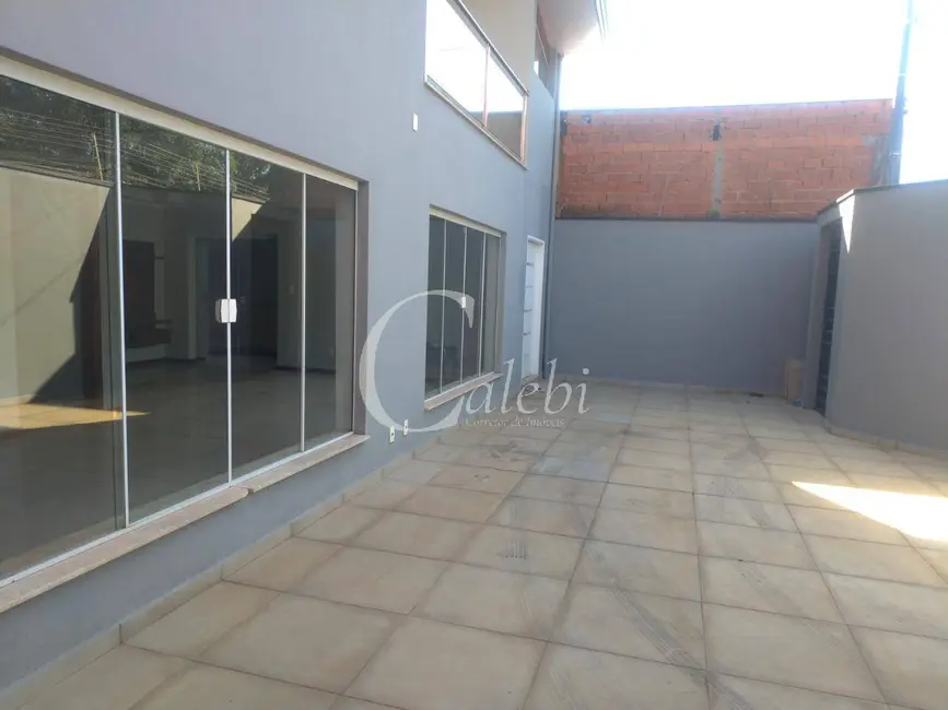 Foto 3 de Casa com 3 quartos à venda, 300m2 em Jardim Paulista, Mogi Guacu - SP