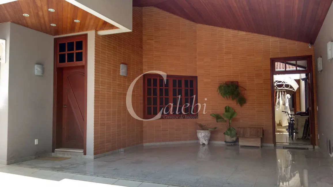 Foto 2 de Casa com 3 quartos à venda, 650m2 em Parque Guainco, Mogi Guacu - SP