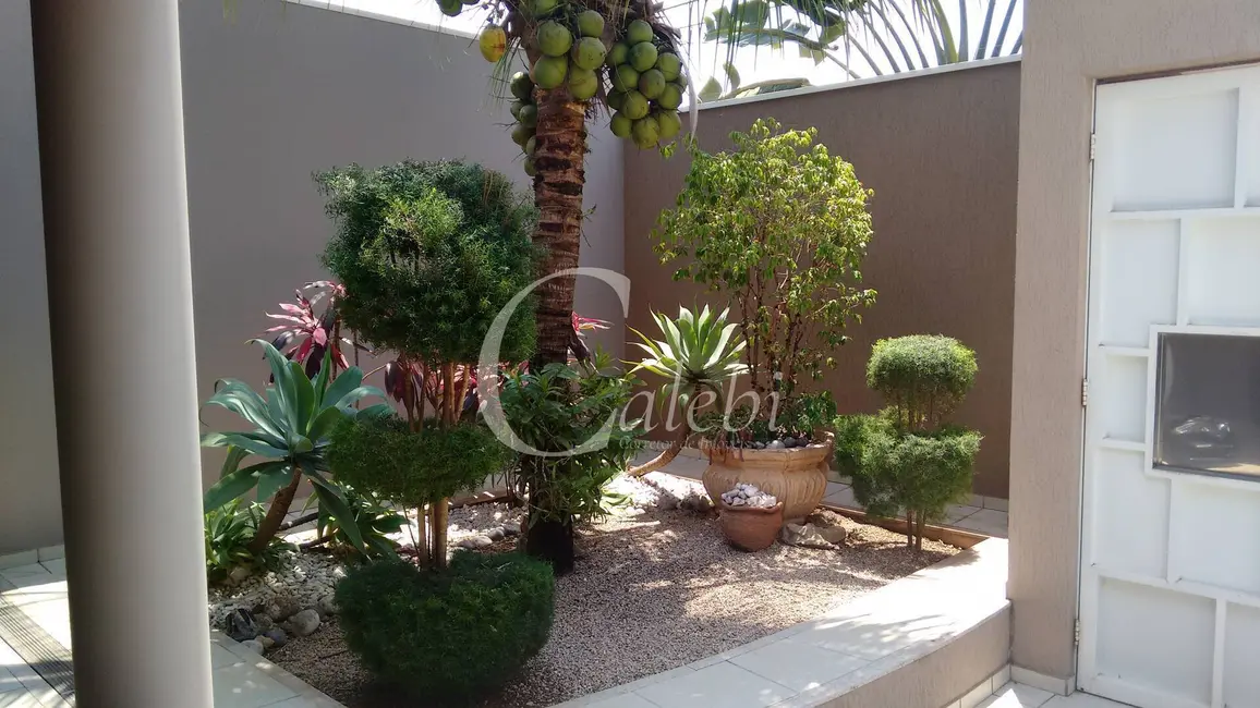 Foto 4 de Casa com 3 quartos à venda, 650m2 em Parque Guainco, Mogi Guacu - SP