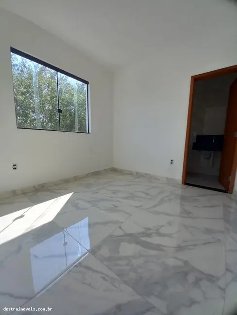 Foto 8 de Casa com 3 quartos à venda, 90m2 em Sarzedo - MG