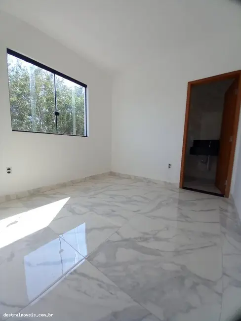 Foto 9 de Casa com 3 quartos à venda, 90m2 em Sarzedo - MG