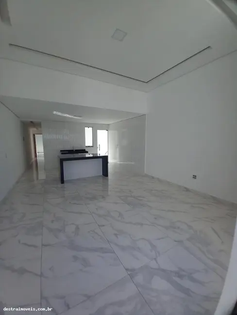 Foto 6 de Casa com 3 quartos à venda, 90m2 em Sarzedo - MG
