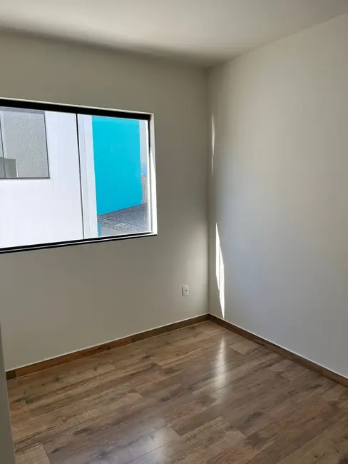 Foto 9 de Casa com 3 quartos à venda, 60m2 em Sarzedo - MG