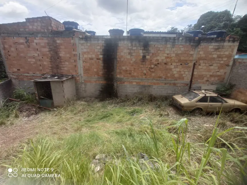 Foto 2 de Casa com 2 quartos à venda, 60m2 em Mineirão, Belo Horizonte - MG