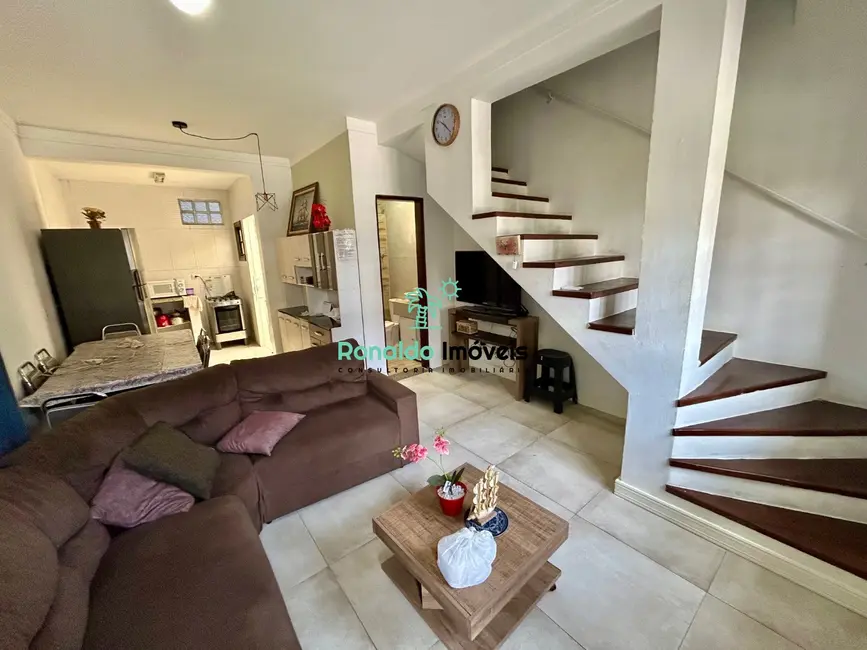 Foto 3 de Casa de Condomínio com 2 quartos à venda, 57m2 em Centro, Bertioga - SP