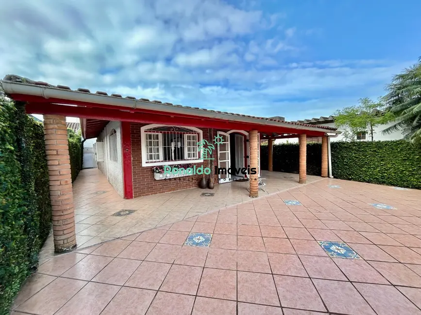 Foto 1 de Casa com 2 quartos à venda, 156m2 em Centro, Bertioga - SP