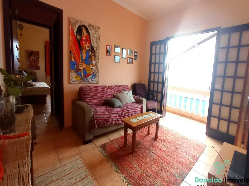 Casa com 3 quartos à venda, 136m2 em Centro, Bertioga - SP - imagem 4 Foto 4 de Casa com 3 quartos à venda, 136m2 em Centro, Bertioga - SP