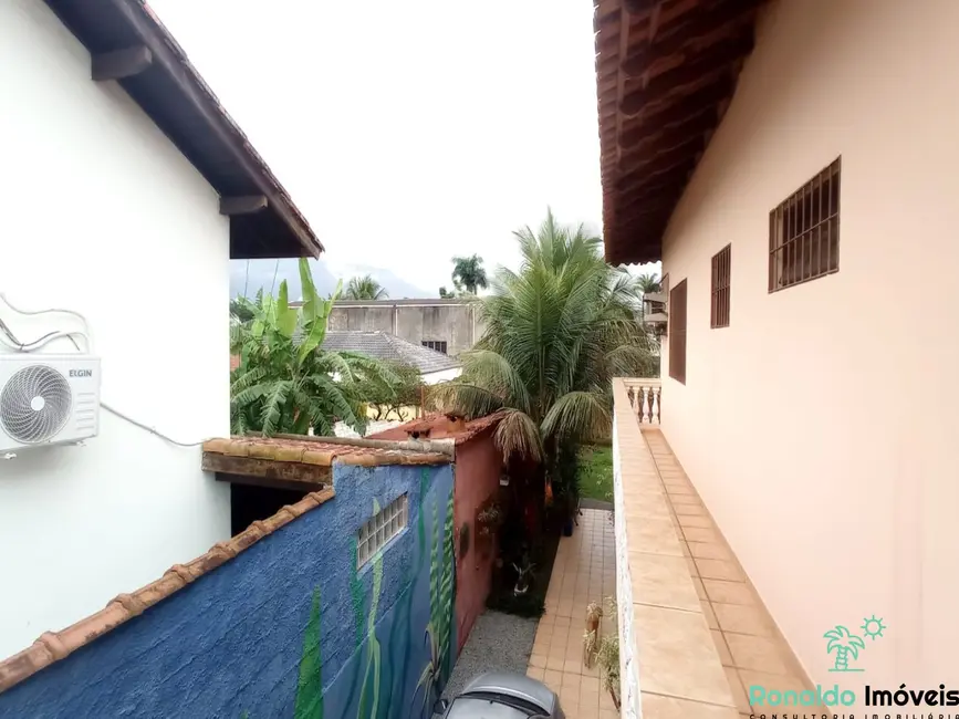 Casa com 3 quartos à venda, 136m2 em Centro, Bertioga - SP - imagem 8 Foto 8 de Casa com 3 quartos à venda, 136m2 em Centro, Bertioga - SP