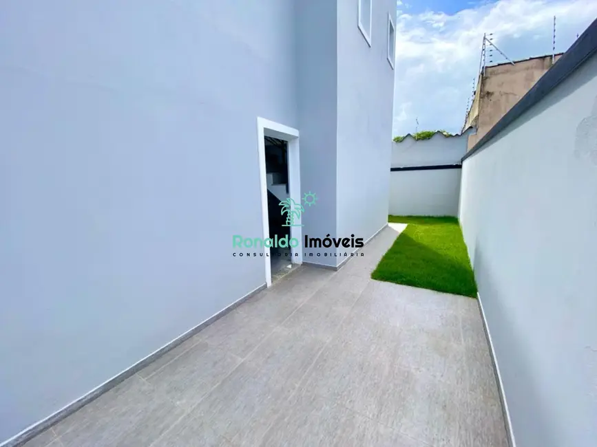 Foto 4 de Casa com 2 quartos à venda, 90m2 em Bertioga - SP