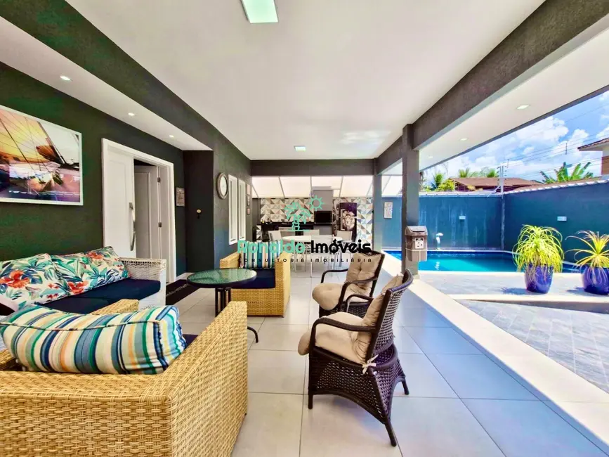 Foto 2 de Casa com 5 quartos à venda, 190m2 em Centro, Bertioga - SP