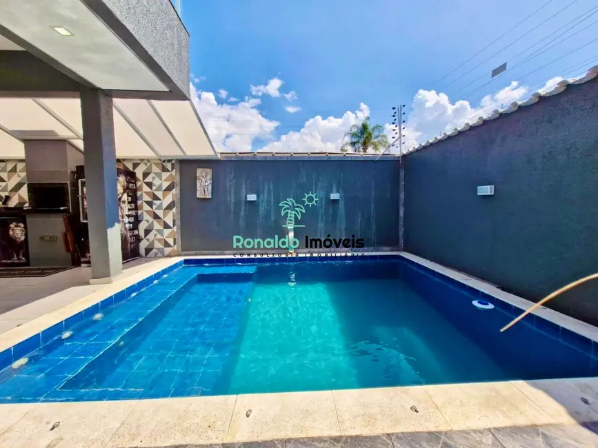 Foto 4 de Casa com 5 quartos à venda, 190m2 em Centro, Bertioga - SP