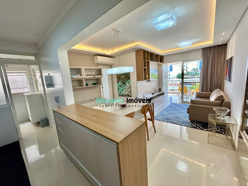 Foto 8 de Apartamento com 3 quartos à venda, 90m2 em Centro, Bertioga - SP