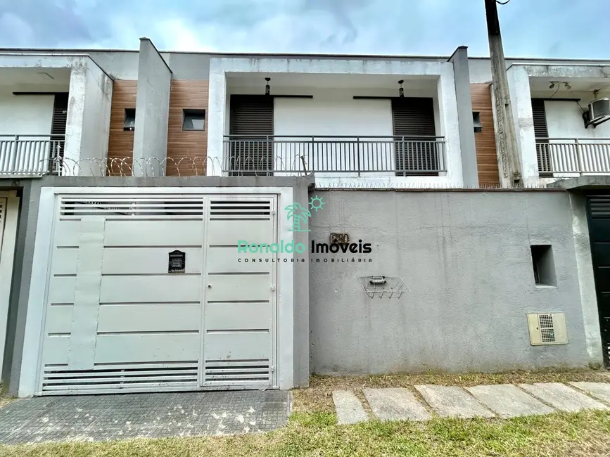 Foto 1 de Casa com 2 quartos à venda, 77m2 em Bertioga - SP