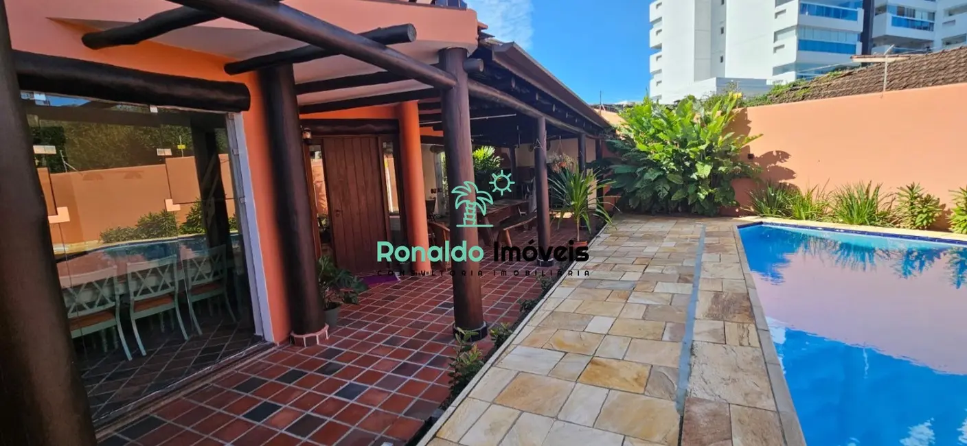 Casa com 4 quartos à venda, 271m2 em Centro, Bertioga - SP - imagem 4 Foto 4 de Casa com 4 quartos à venda, 271m2 em Centro, Bertioga - SP