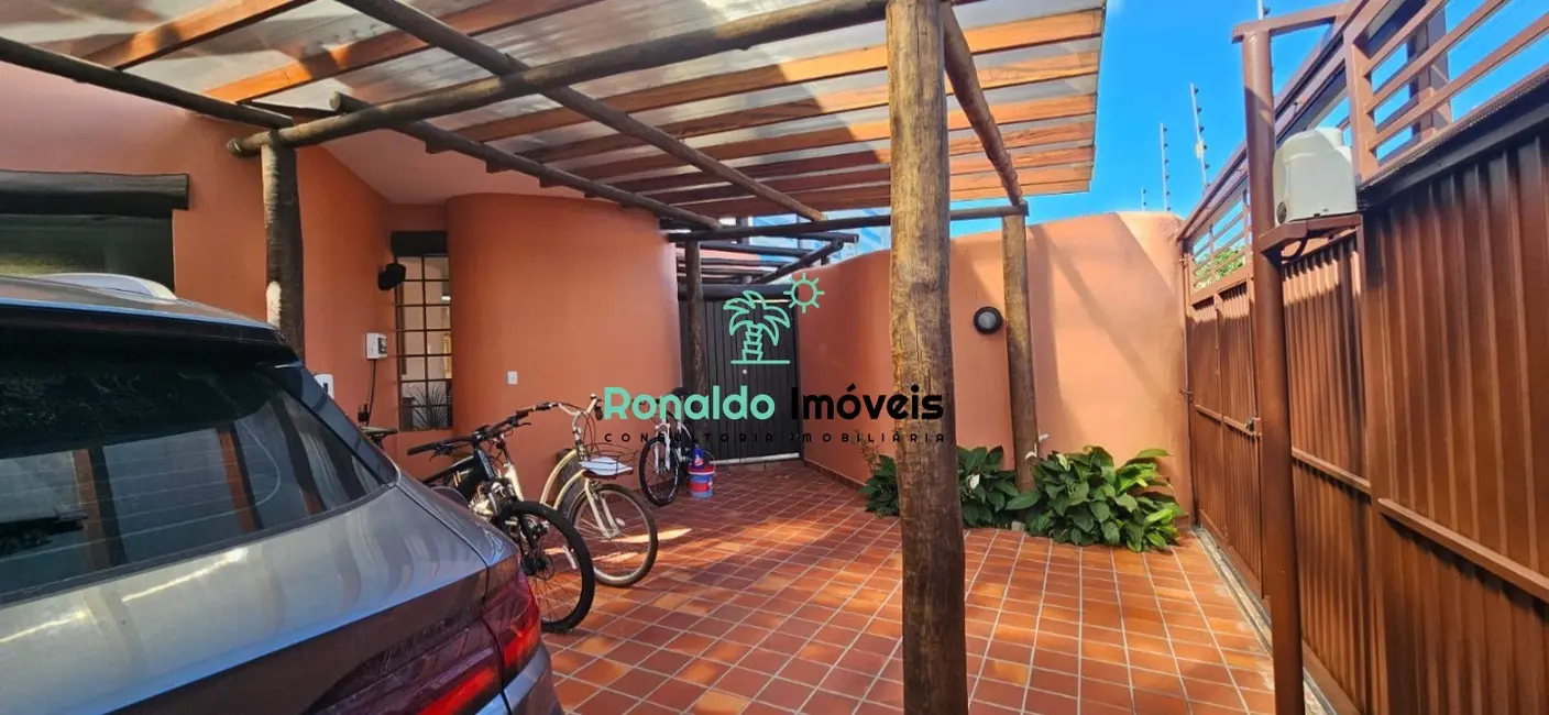 Casa com 4 quartos à venda, 271m2 em Centro, Bertioga - SP - imagem 3 Foto 3 de Casa com 4 quartos à venda, 271m2 em Centro, Bertioga - SP