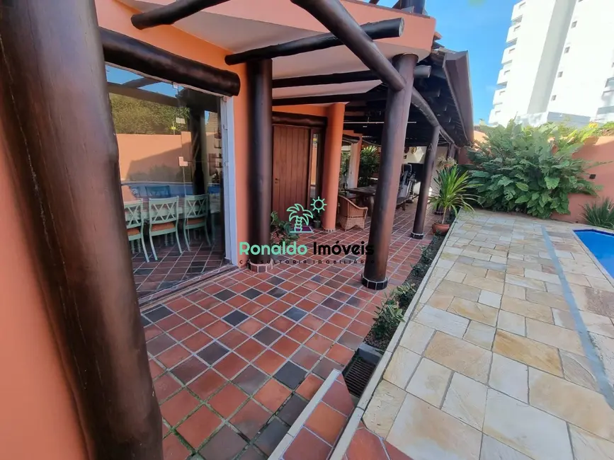 Casa com 4 quartos à venda, 271m2 em Centro, Bertioga - SP - imagem 7 Foto 7 de Casa com 4 quartos à venda, 271m2 em Centro, Bertioga - SP