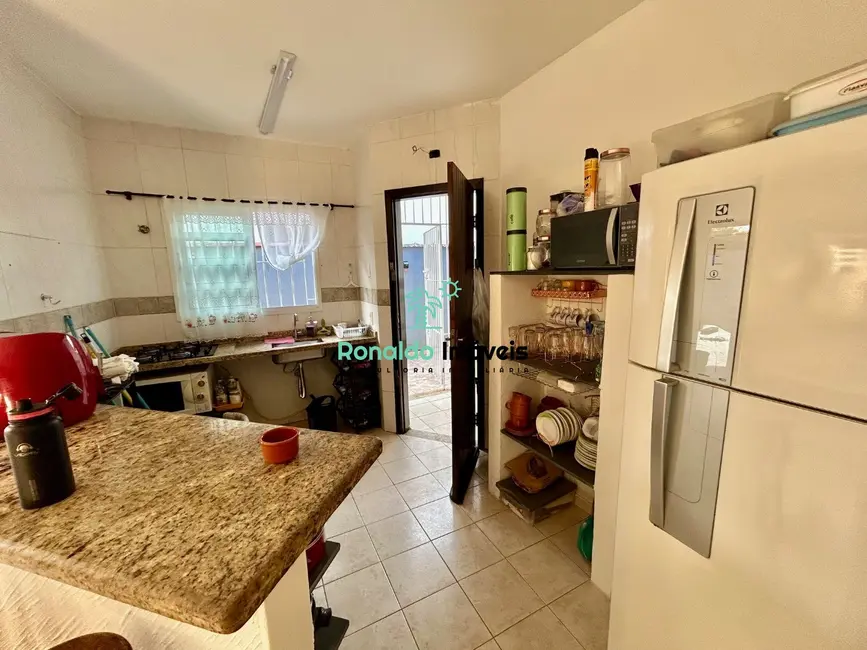 Foto 9 de Casa com 2 quartos à venda, 147m2 em Bertioga - SP