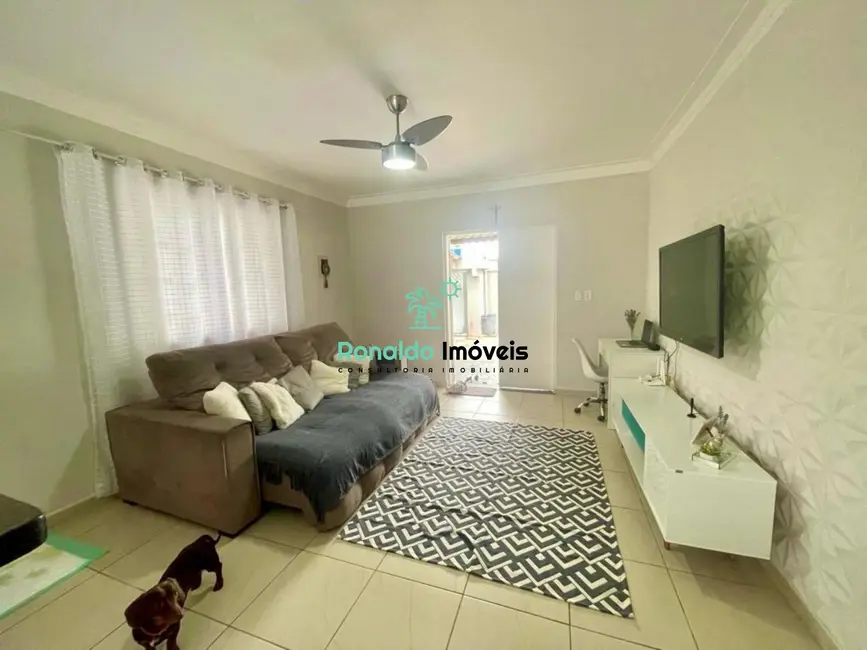 Foto 1 de Casa com 2 quartos à venda, 156m2 em Centro, Bertioga - SP