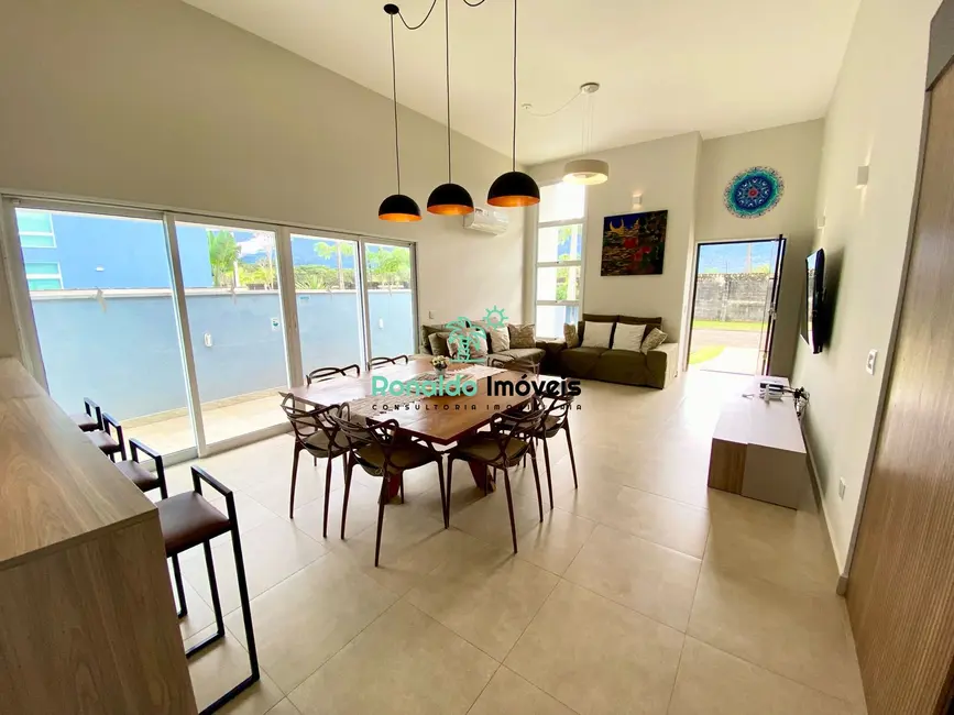 Foto 5 de Casa de Condomínio com 4 quartos à venda, 206m2 em Bertioga - SP