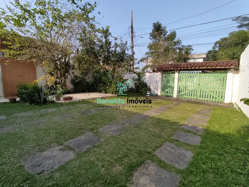 Casa com 4 quartos à venda, 160m2 em Centro, Bertioga - SP - imagem 3 Foto 3 de Casa com 4 quartos à venda, 160m2 em Centro, Bertioga - SP