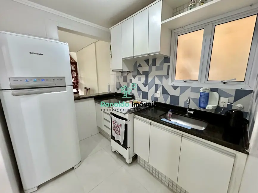 Foto 5 de Apartamento com 2 quartos à venda, 81m2 em Bertioga - SP