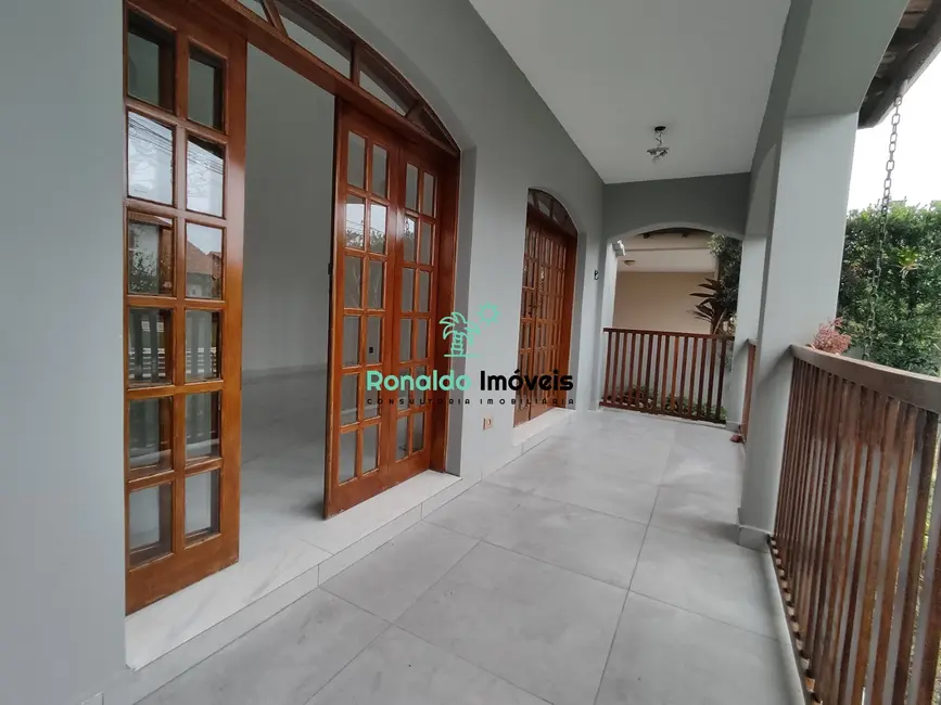 Casa com 4 quartos à venda, 228m2 em Bertioga - SP - imagem 5 Foto 5 de Casa com 4 quartos à venda, 228m2 em Bertioga - SP