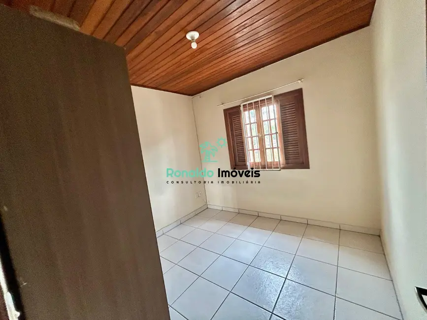 Casa com 2 quartos à venda, 119m2 em Centro, Bertioga - SP - imagem 3 Foto 3 de Casa com 2 quartos à venda, 119m2 em Centro, Bertioga - SP