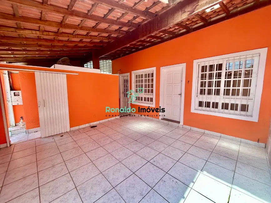 Foto 1 de Casa com 2 quartos à venda, 119m2 em Centro, Bertioga - SP