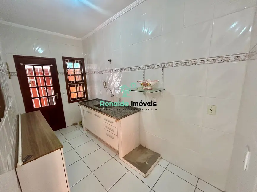 Foto 6 de Casa com 2 quartos à venda, 119m2 em Centro, Bertioga - SP