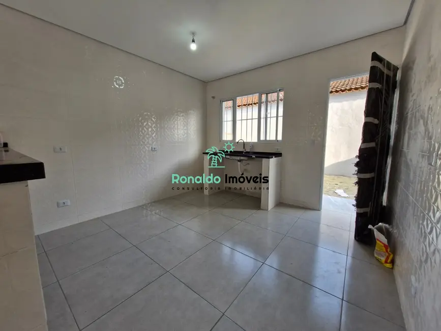 Casa com 2 quartos à venda, 105m2 em Bertioga - SP - imagem 7 Foto 7 de Casa com 2 quartos à venda, 105m2 em Bertioga - SP