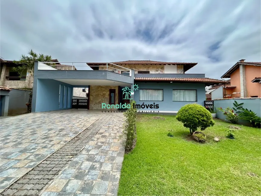 Casa de Condomínio com 4 quartos à venda, 393m2 em Bertioga - SP - imagem 4 Foto 4 de Casa de Condomínio com 4 quartos à venda, 393m2 em Bertioga - SP