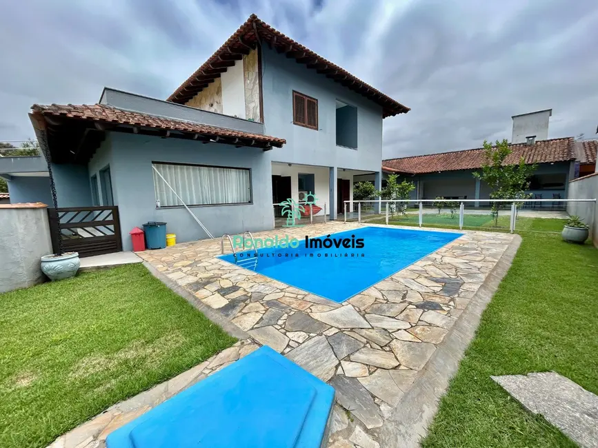 Casa de Condomínio com 4 quartos à venda, 393m2 em Bertioga - SP - imagem 1 Foto 1 de Casa de Condomínio com 4 quartos à venda, 393m2 em Bertioga - SP