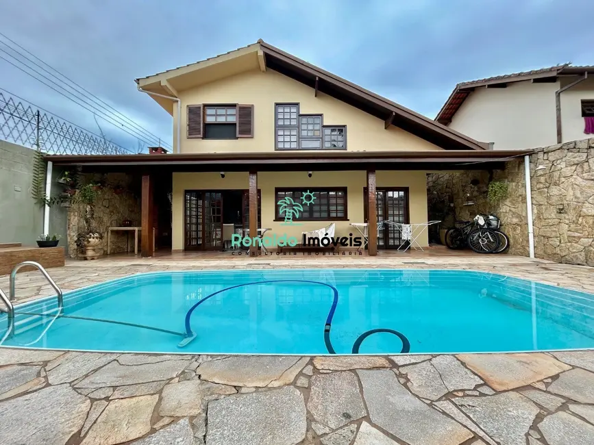 Foto 4 de Casa de Condomínio com 2 quartos à venda, 220m2 em Bertioga - SP