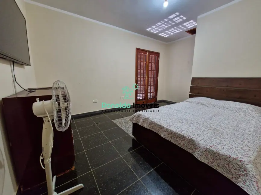 Foto 9 de Casa de Condomínio com 2 quartos à venda, 80m2 em Bertioga - SP