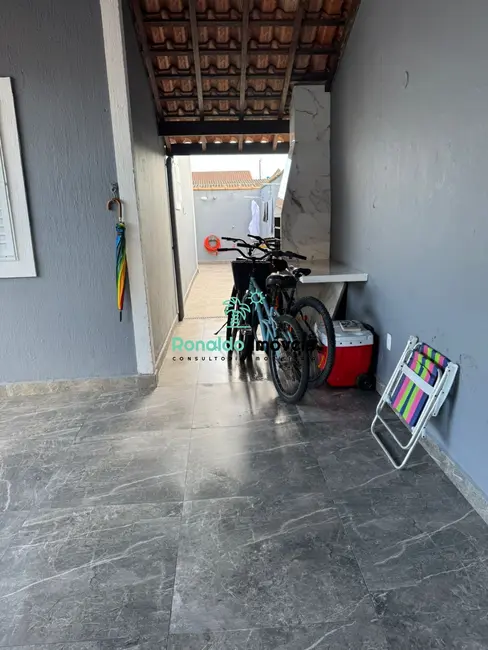 Casa com 2 quartos à venda, 93m2 em Centro, Bertioga - SP - imagem 4 Foto 4 de Casa com 2 quartos à venda, 93m2 em Centro, Bertioga - SP