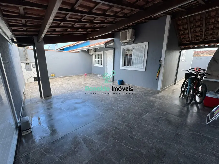 Foto 1 de Casa com 2 quartos à venda, 93m2 em Centro, Bertioga - SP