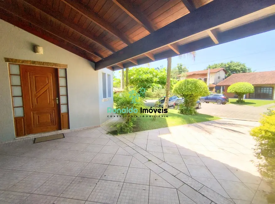 Foto 3 de Casa de Condomínio com 3 quartos à venda, 309m2 em Bertioga - SP