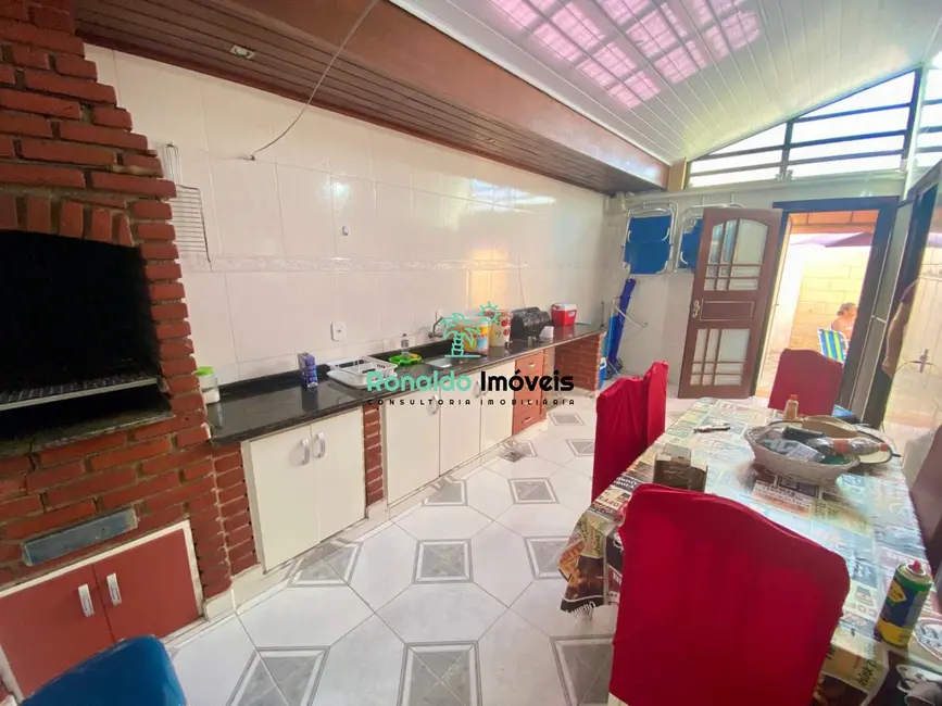 Casa com 3 quartos à venda, 84m2 em Centro, Bertioga - SP - imagem 9 Foto 9 de Casa com 3 quartos à venda, 84m2 em Centro, Bertioga - SP