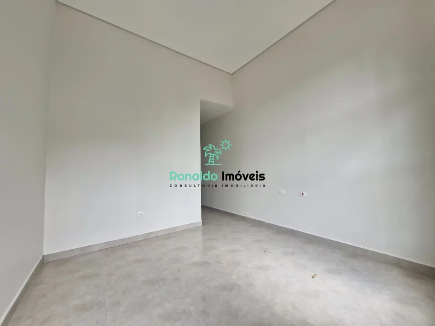 Casa com 3 quartos à venda, 120m2 em Bertioga - SP - imagem 4 Foto 4 de Casa com 3 quartos à venda, 120m2 em Bertioga - SP