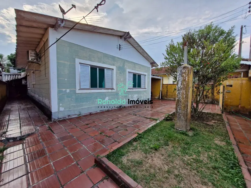 Foto 2 de Casa com 2 quartos à venda, 180m2 em Bertioga - SP